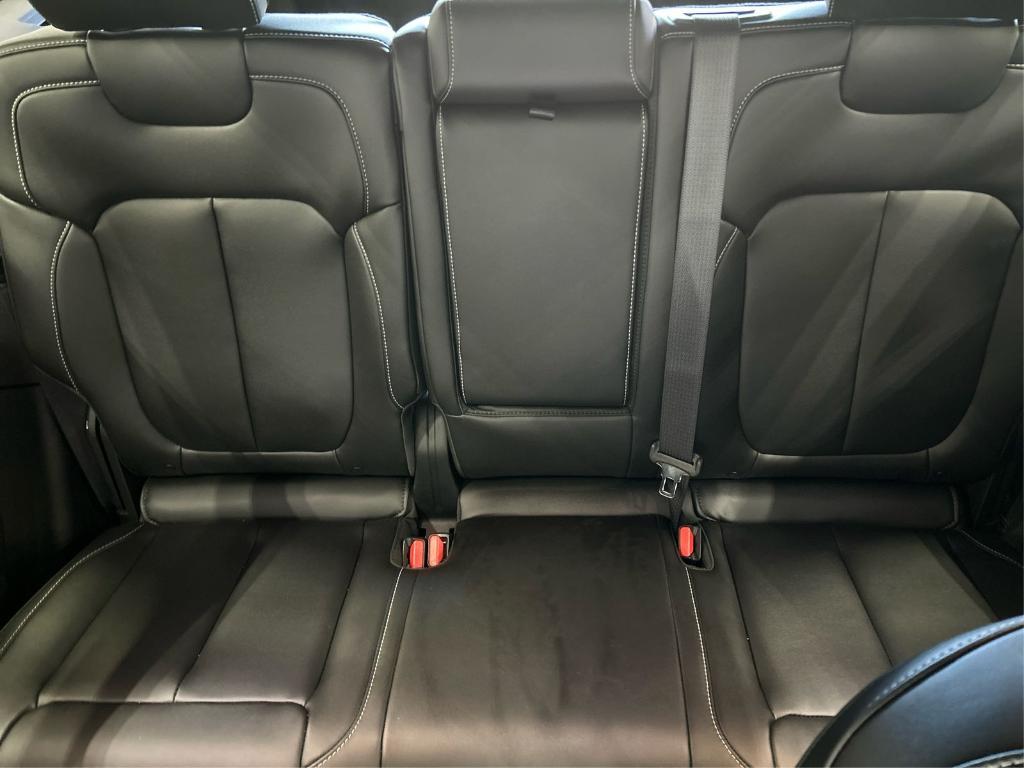 new 2026 Jeep Grand Cherokee car, priced at $42,843