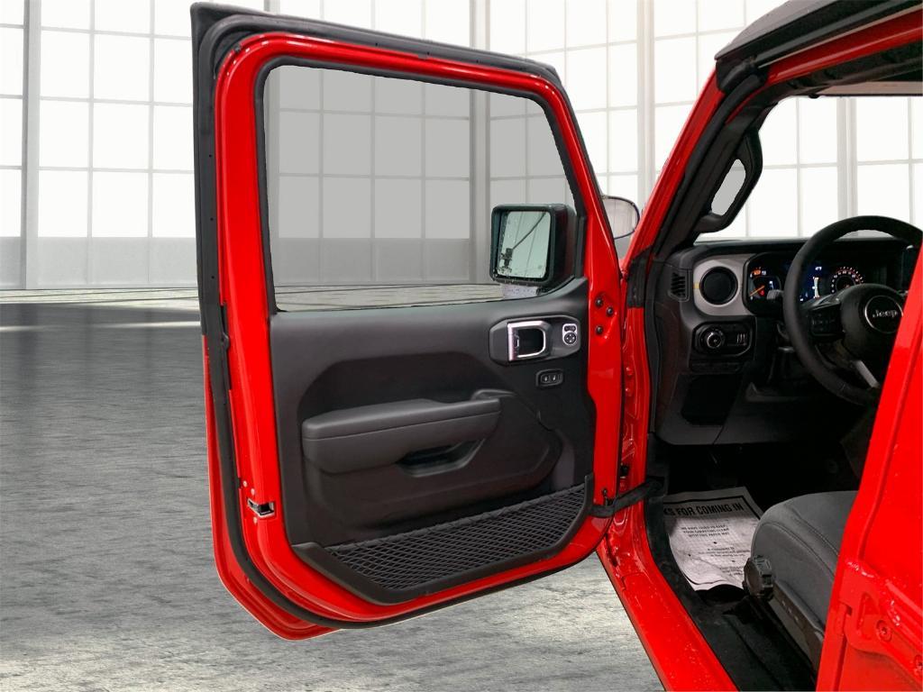 new 2026 Jeep Wrangler car, priced at $47,587