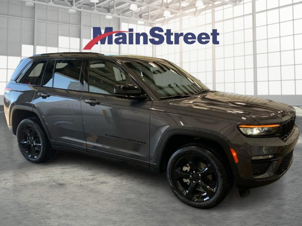 new 2025 Jeep Grand Cherokee car, priced at $45,837