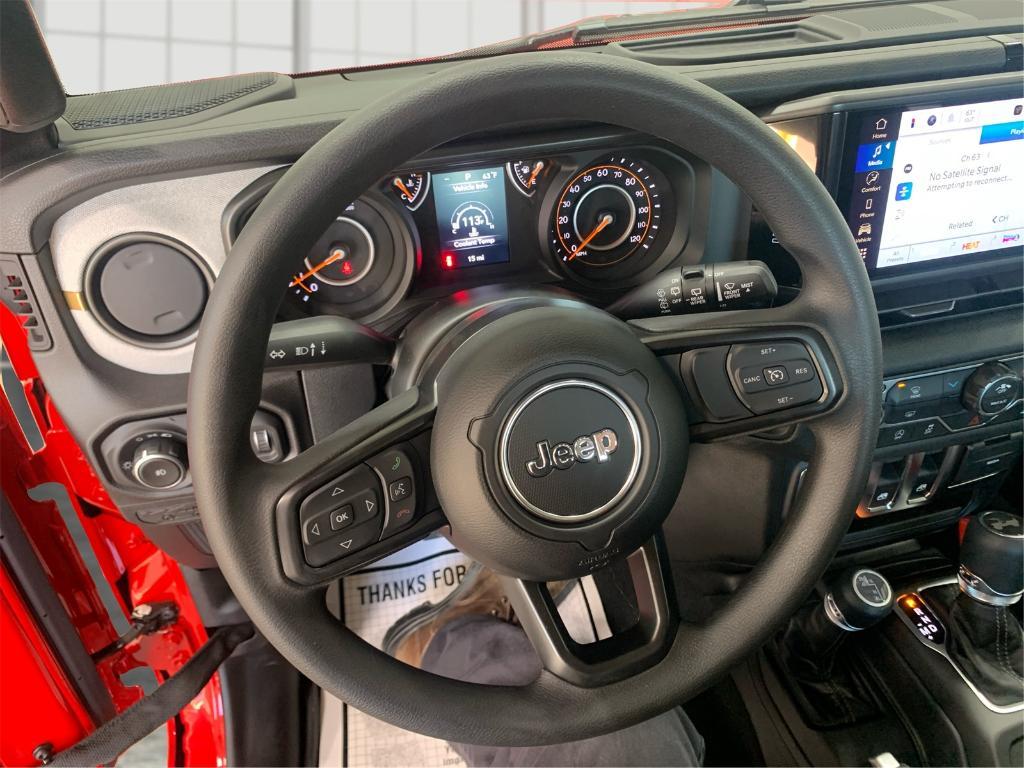 new 2026 Jeep Wrangler car, priced at $38,284