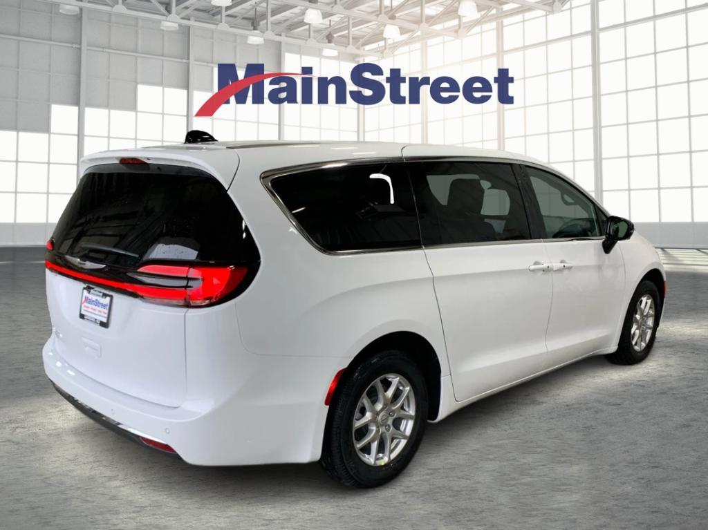 new 2026 Chrysler Pacifica car, priced at $42,216