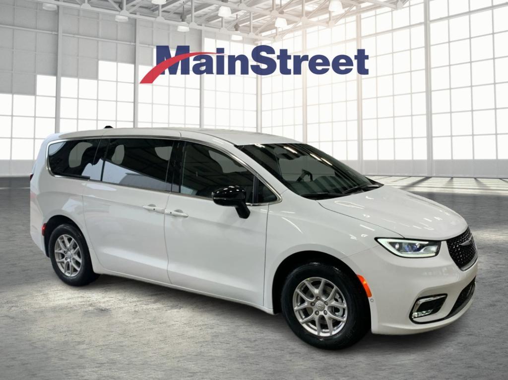 new 2026 Chrysler Pacifica car, priced at $42,216