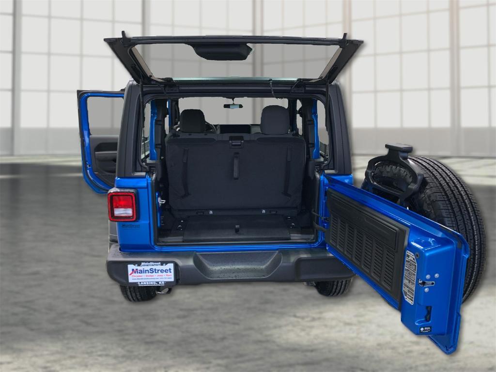 new 2026 Jeep Wrangler car, priced at $35,331