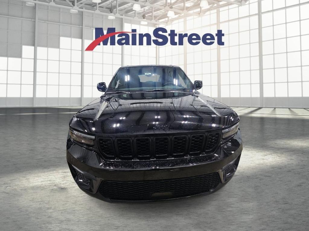 used 2024 Jeep Grand Cherokee car, priced at $29,475