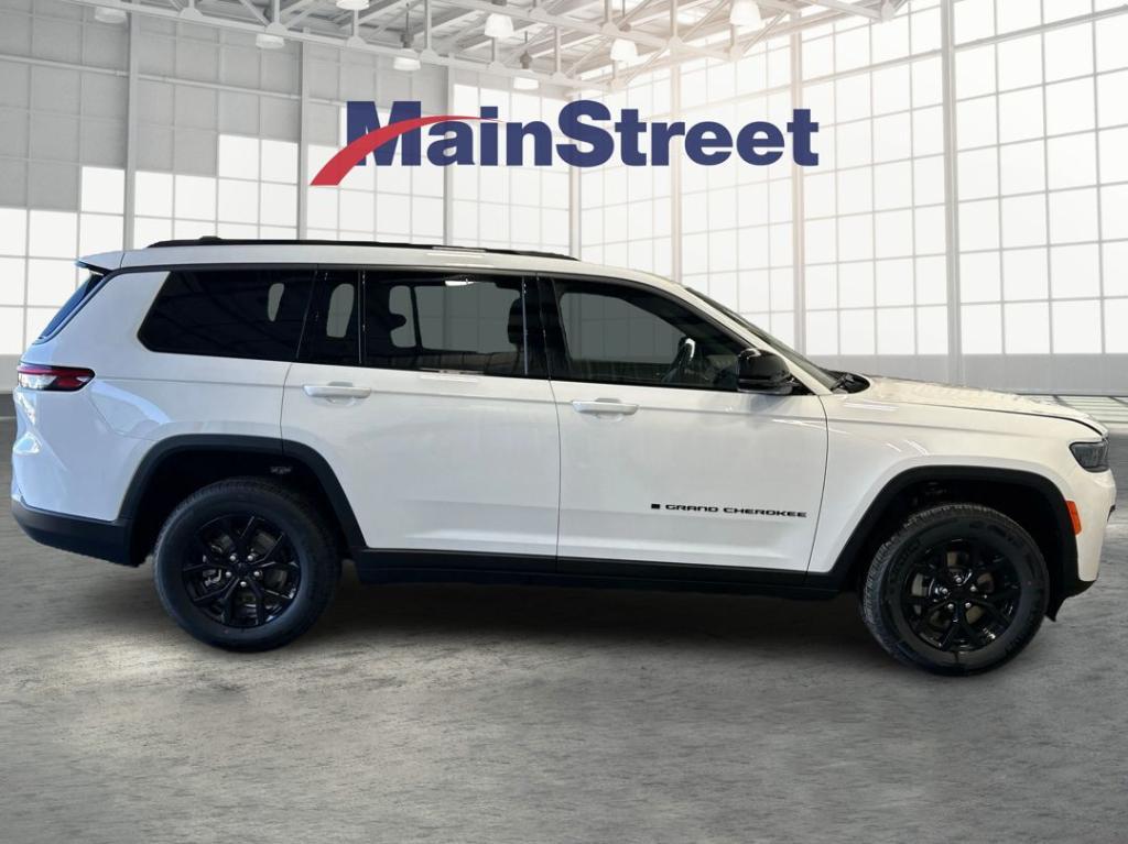 new 2026 Jeep Grand Cherokee L car, priced at $47,434
