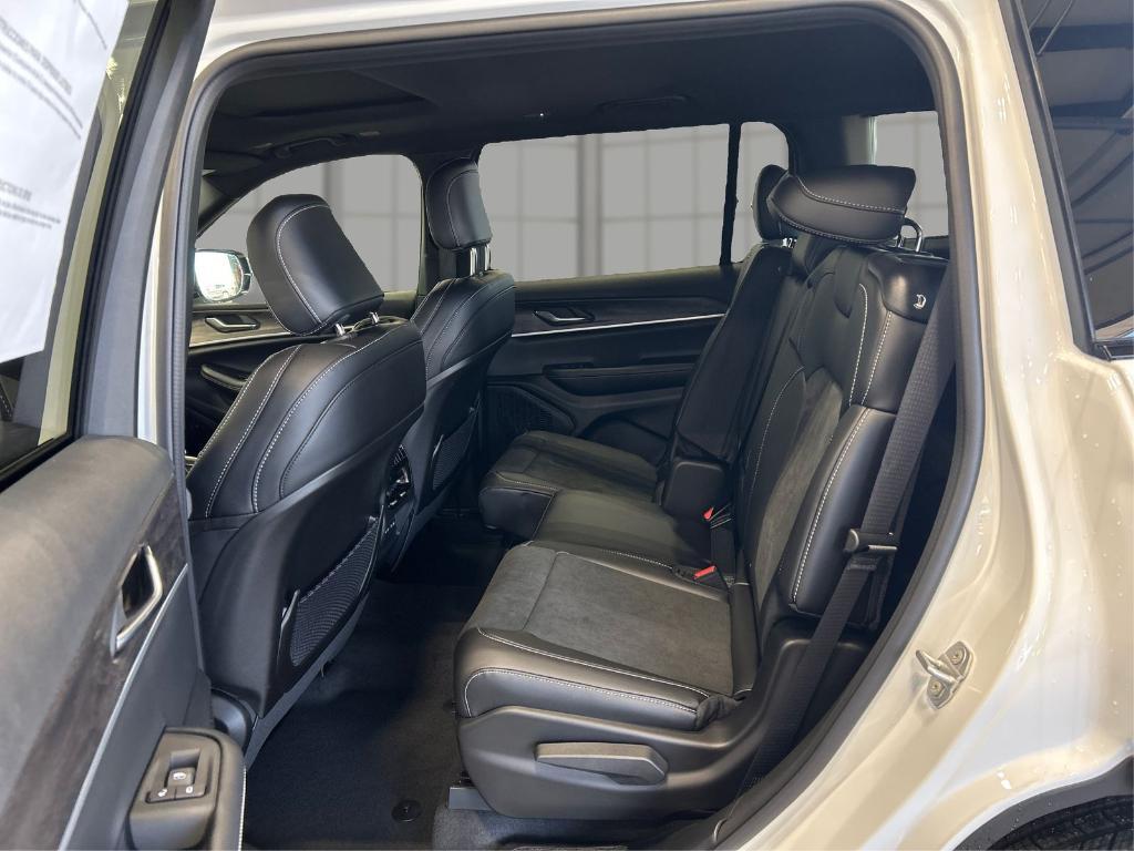 new 2026 Jeep Grand Cherokee L car, priced at $47,434