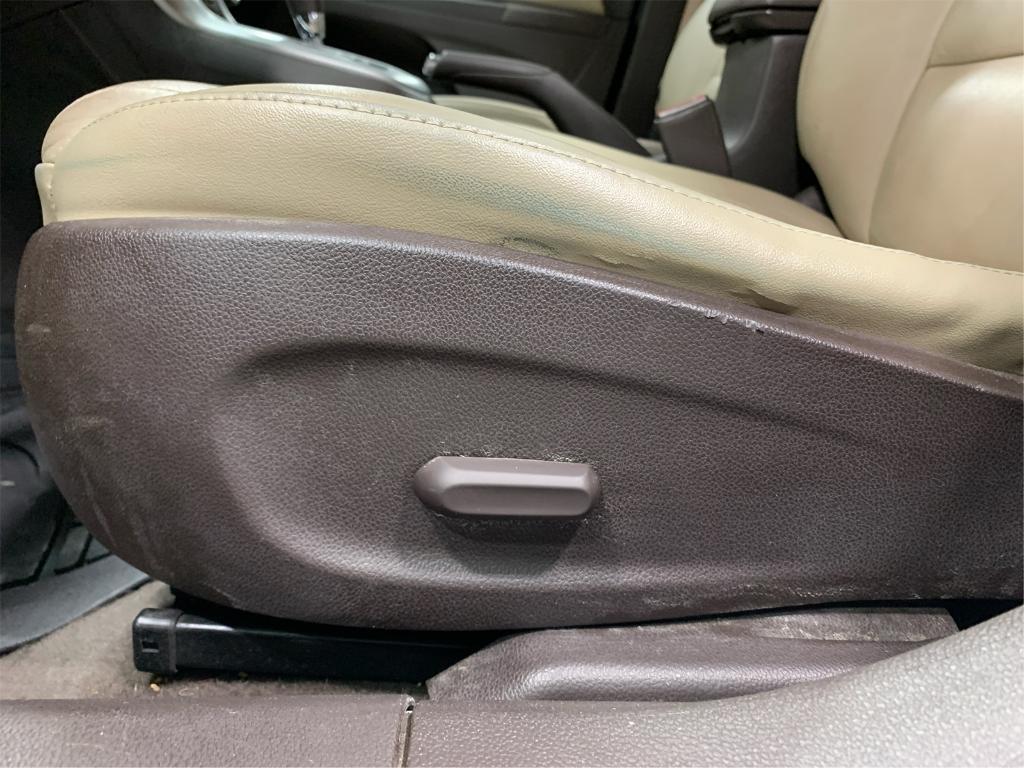 used 2016 Chevrolet Cruze Limited car, priced at $10,000