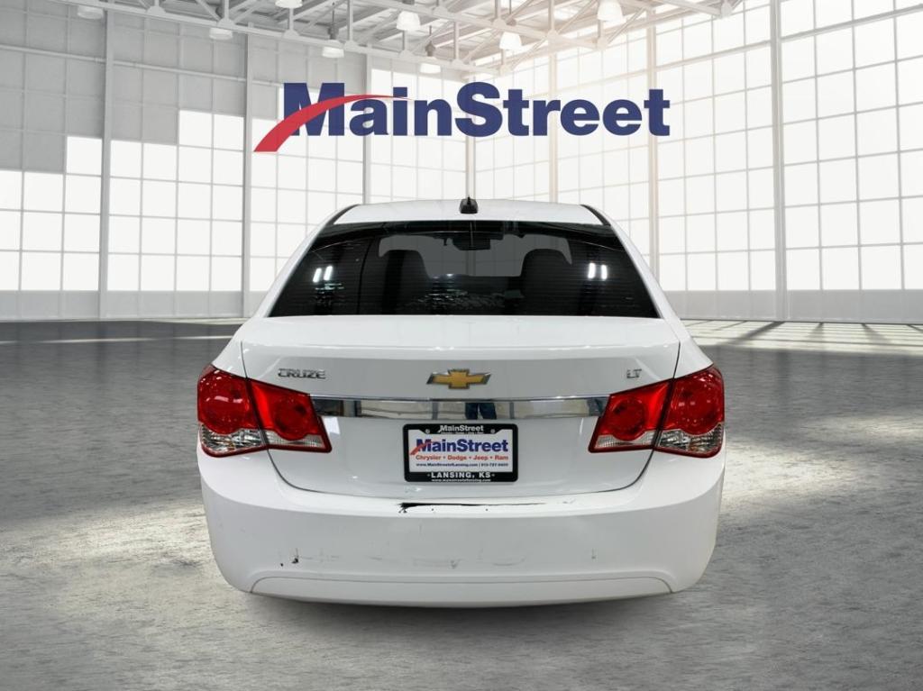 used 2016 Chevrolet Cruze Limited car, priced at $10,000