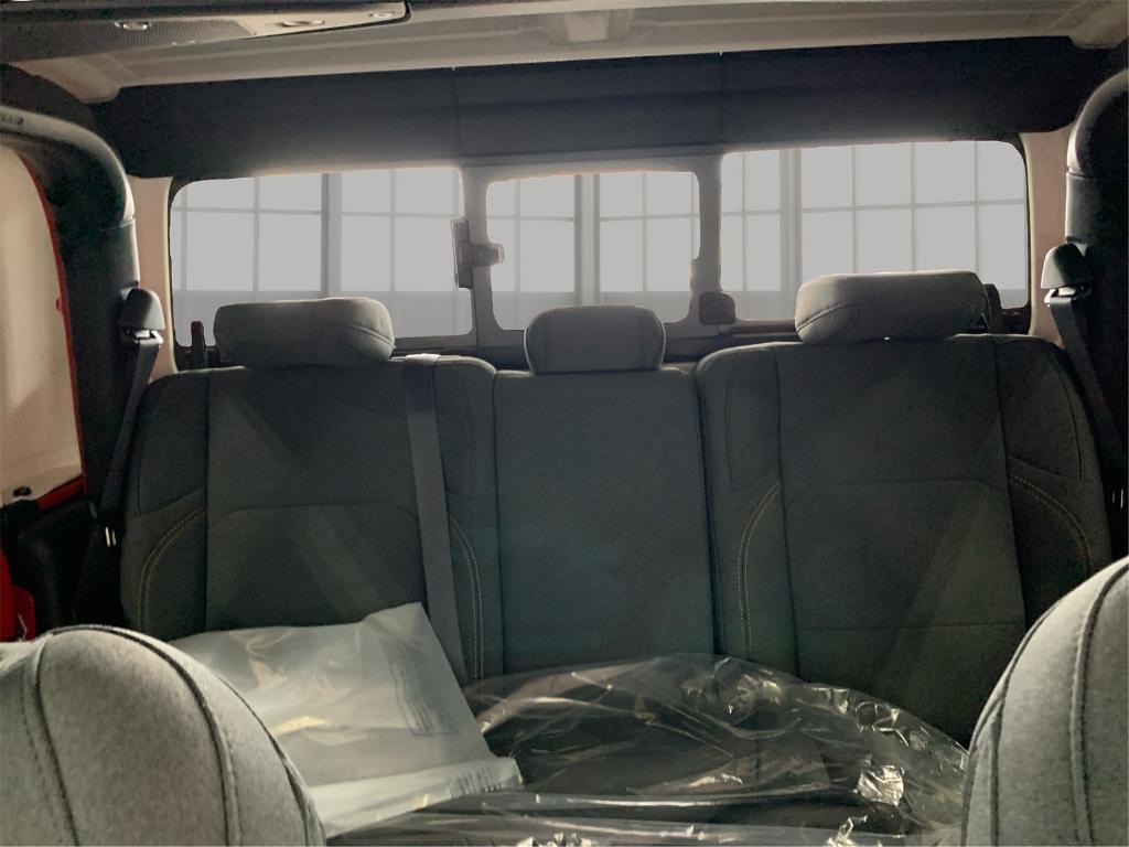 new 2025 Jeep Gladiator car, priced at $43,312