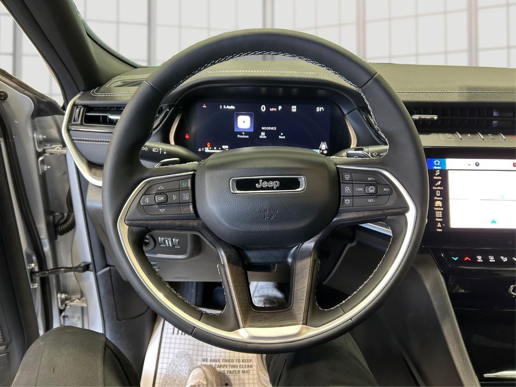 new 2026 Jeep Grand Cherokee car, priced at $45,149