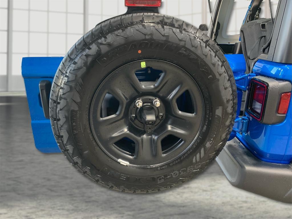 new 2026 Jeep Wrangler car, priced at $38,284