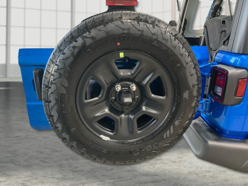 new 2026 Jeep Wrangler car, priced at $36,784