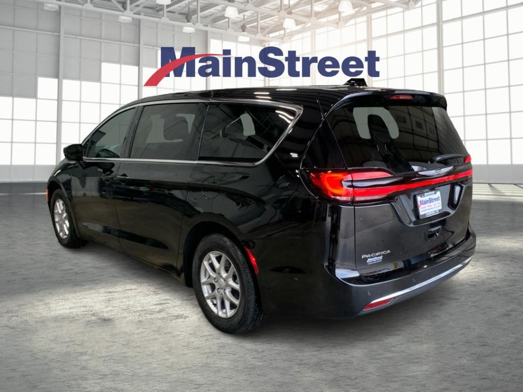 new 2026 Chrysler Pacifica car, priced at $42,216