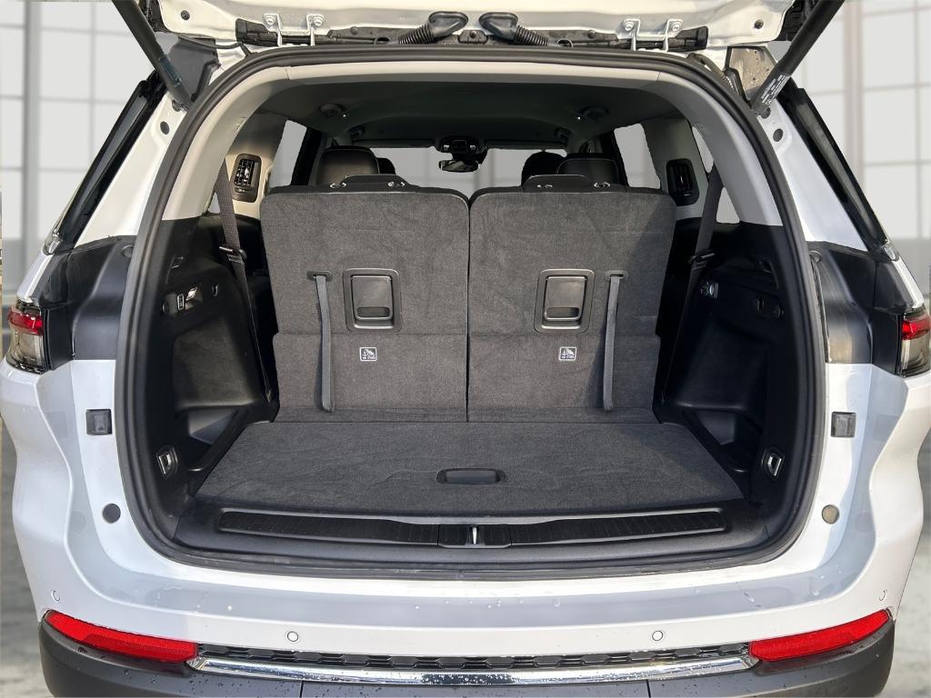 used 2023 Jeep Grand Cherokee L car, priced at $29,120