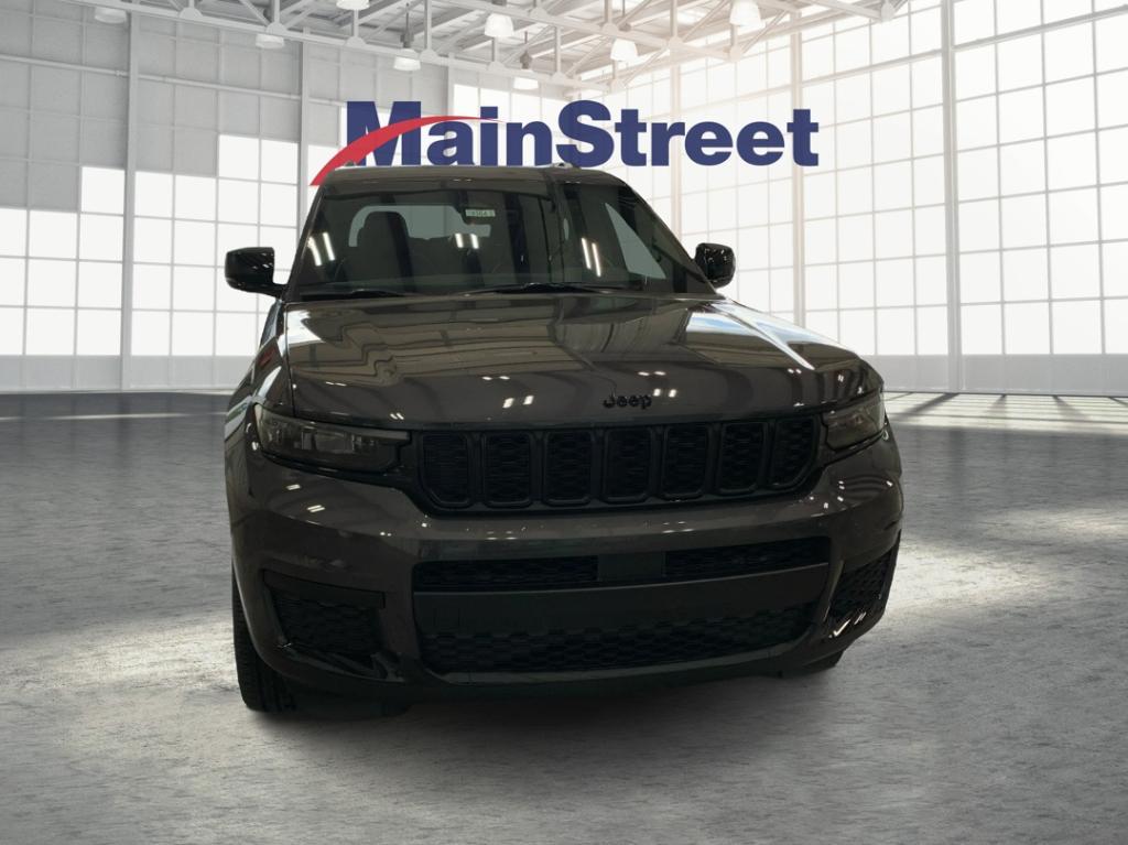 used 2025 Jeep Grand Cherokee L car, priced at $43,000