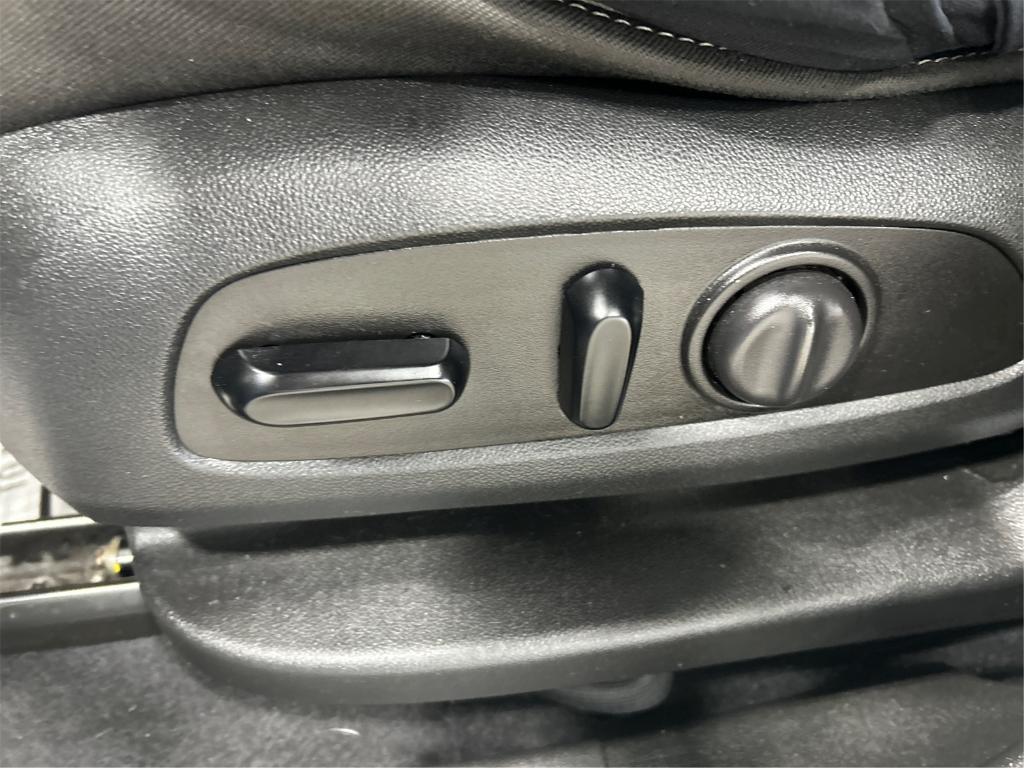 used 2025 Chevrolet Equinox car, priced at $25,000