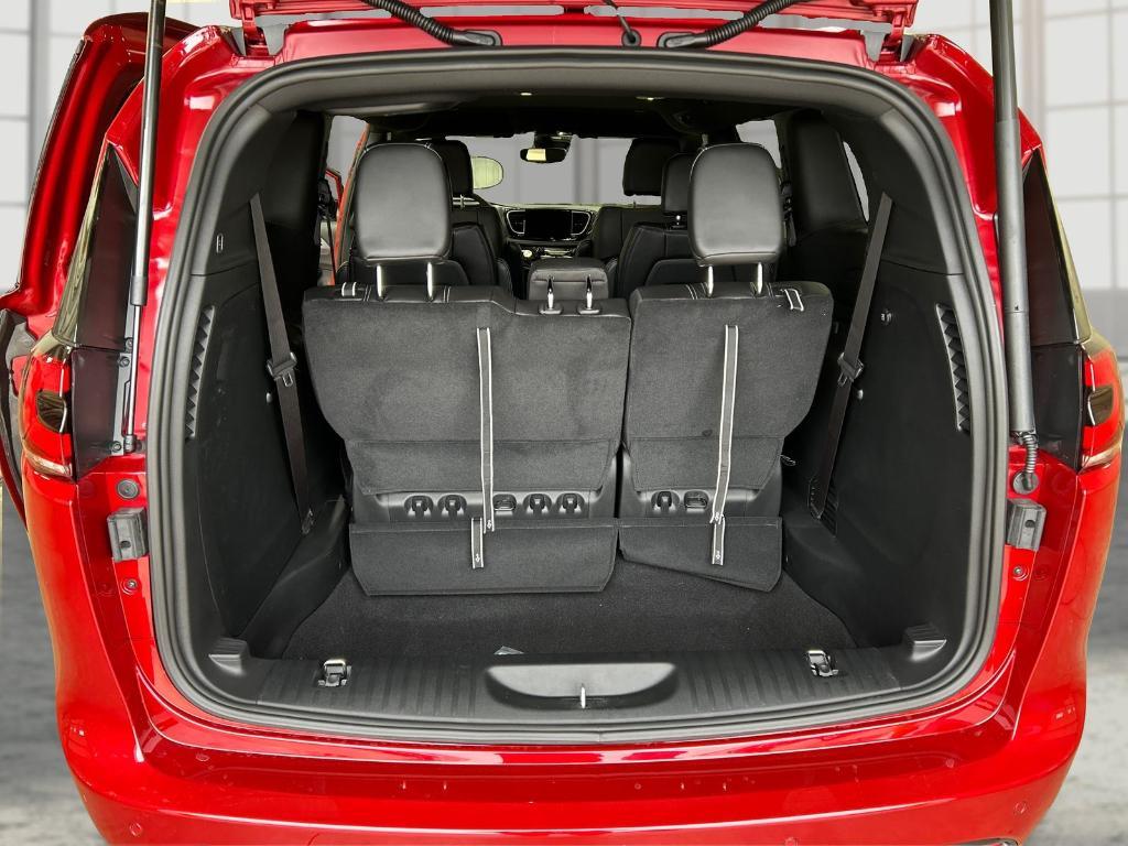 new 2026 Chrysler Pacifica car, priced at $44,308