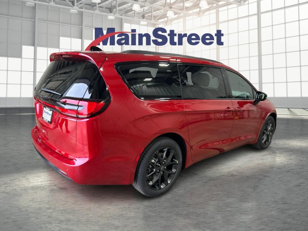 new 2026 Chrysler Pacifica car, priced at $44,308