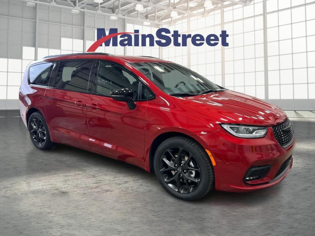 new 2026 Chrysler Pacifica car, priced at $44,308