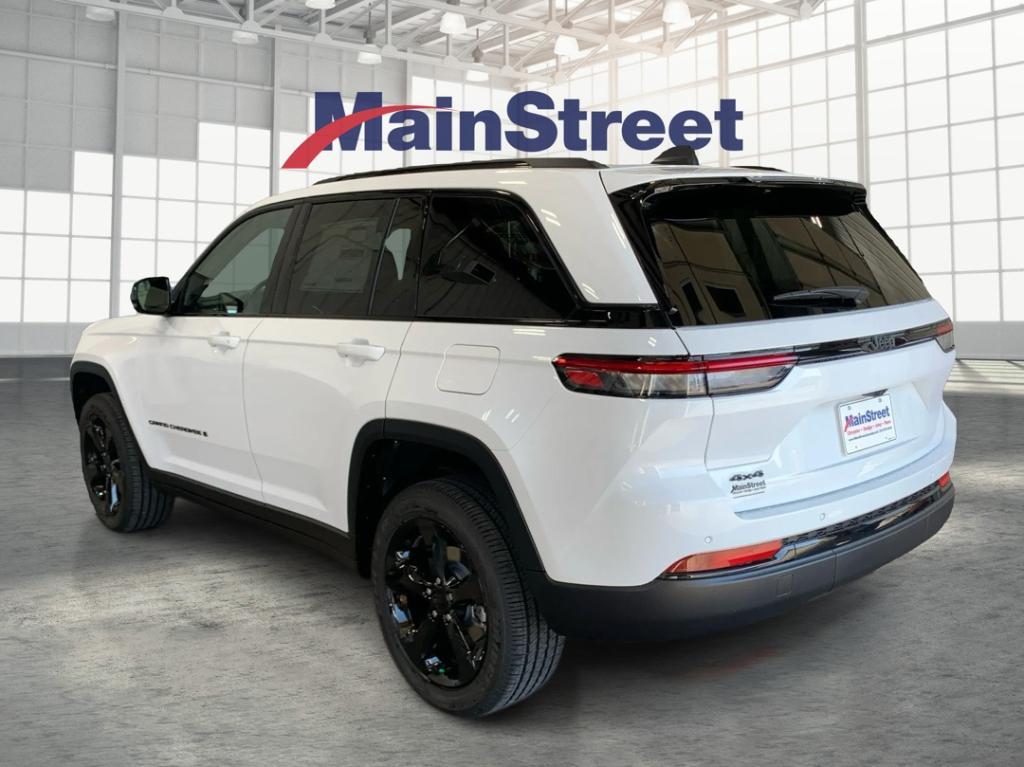new 2025 Jeep Grand Cherokee car, priced at $40,398