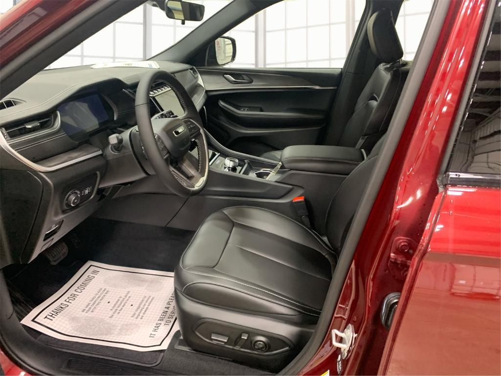 used 2025 Jeep Grand Cherokee L car, priced at $48,600