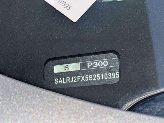 new 2025 Land Rover Discovery car, priced at $68,288