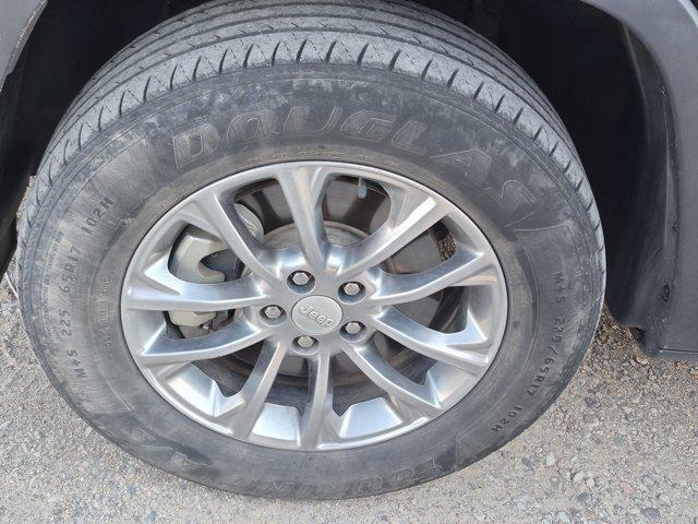 used 2021 Jeep Cherokee car, priced at $17,793
