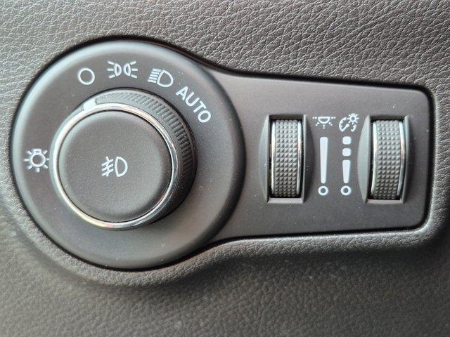 used 2025 Jeep Compass car, priced at $29,407