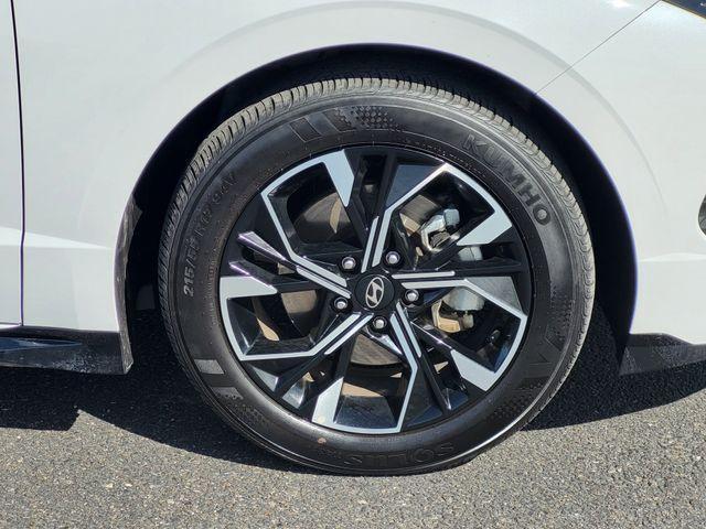 used 2025 Hyundai Sonata car, priced at $27,383