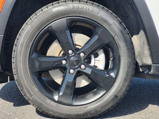 used 2023 Jeep Grand Cherokee L car, priced at $29,285