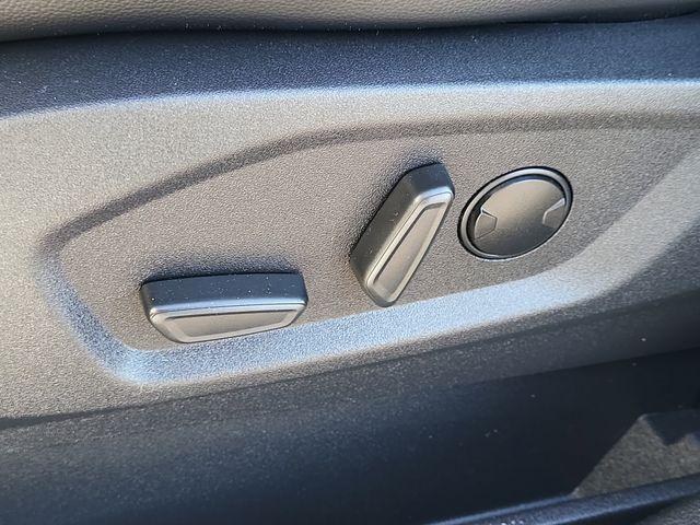 used 2024 Ford Edge car, priced at $21,908