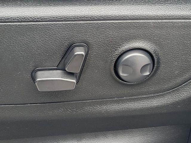 used 2023 Ram 1500 car, priced at $29,617