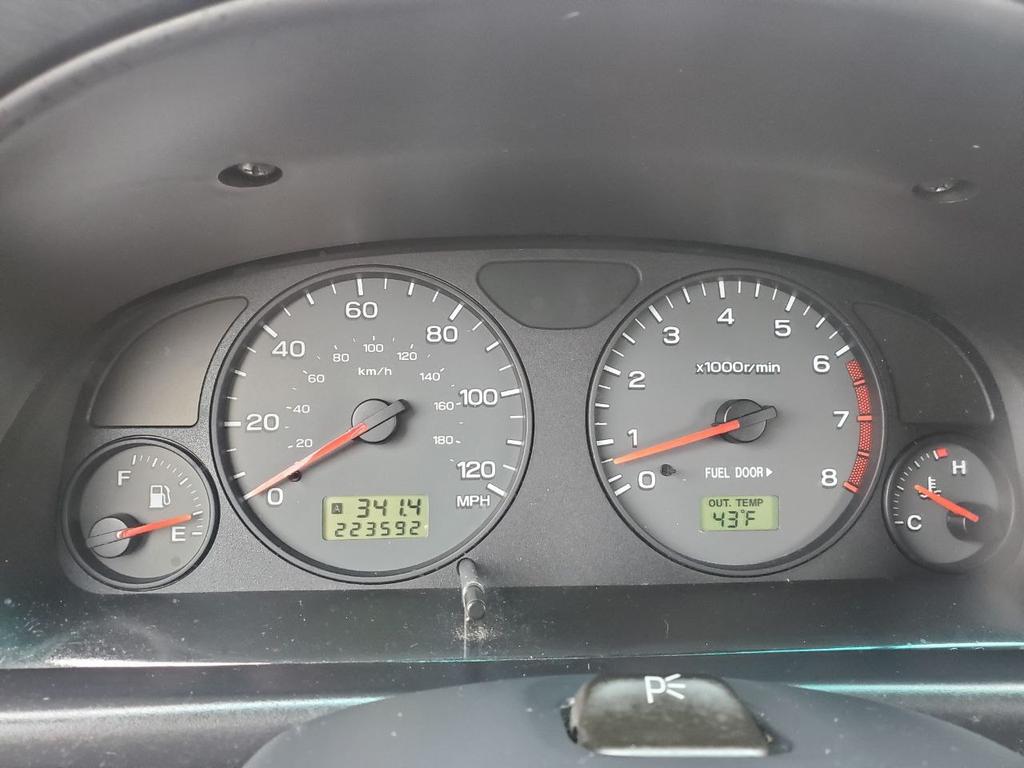 used 2002 Subaru Forester car, priced at $2,595