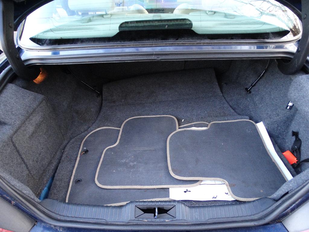 used 2002 Jaguar S-Type car, priced at $3,095