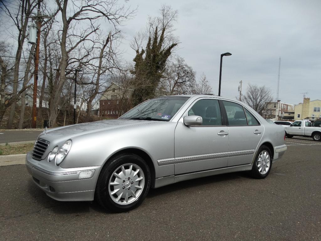 used 2000 Mercedes-Benz E-Class car, priced at $4,095