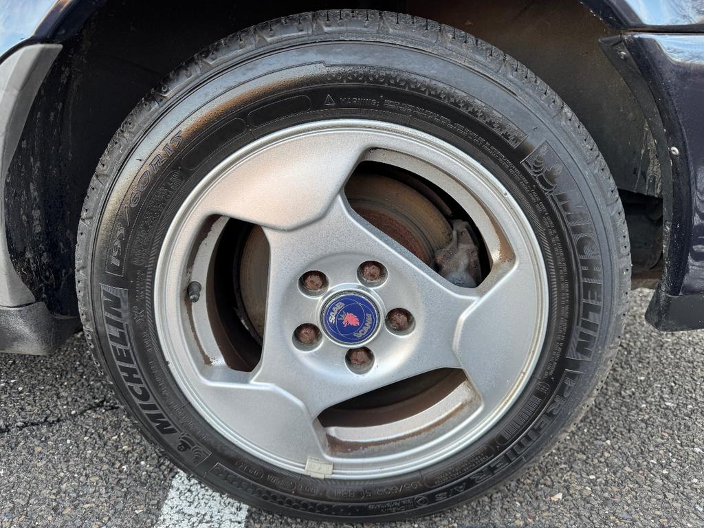 used 1999 Saab 9-3 car, priced at $2,595