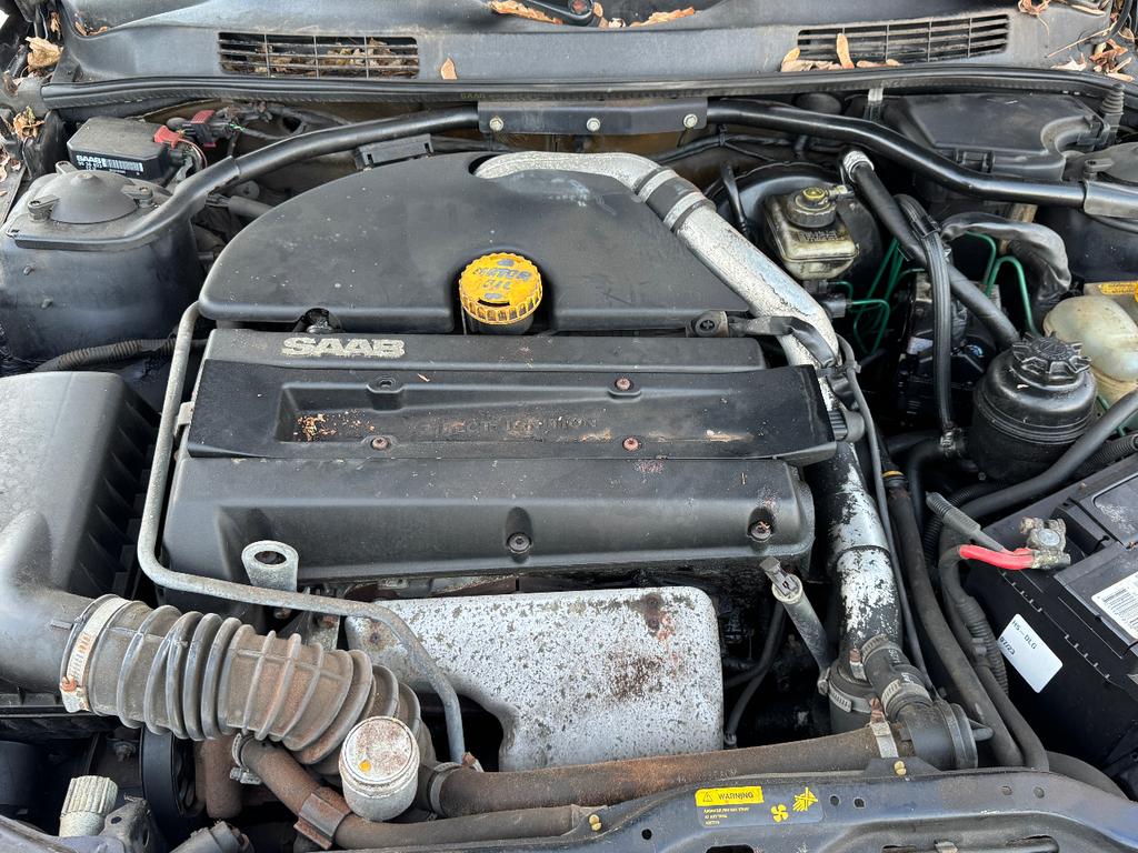 used 1999 Saab 9-3 car, priced at $2,595