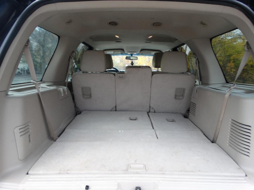 used 2009 Ford Expedition car, priced at $4,595