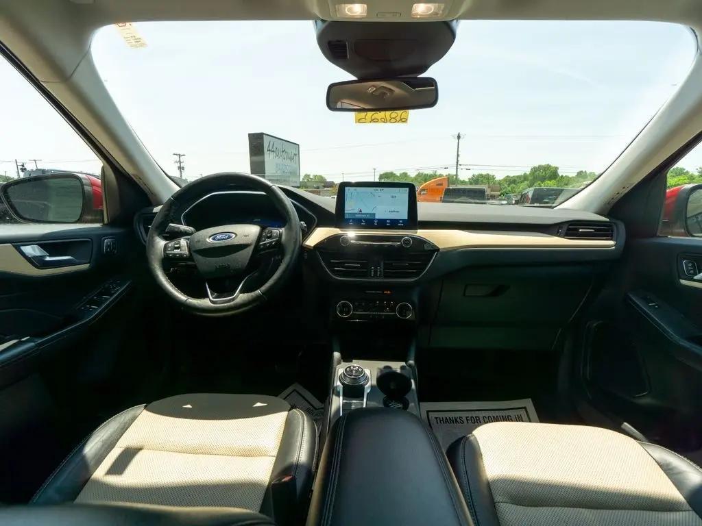 used 2022 Ford Escape car, priced at $24,044