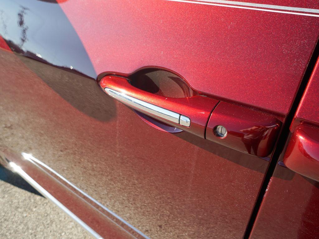 used 2021 Chrysler Pacifica car, priced at $30,844