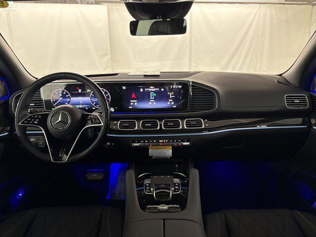 new 2026 Mercedes-Benz Maybach GLS 600 car, priced at $197,955