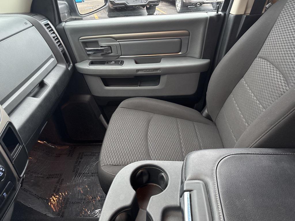 used 2020 Ram 1500 Classic car, priced at $25,600