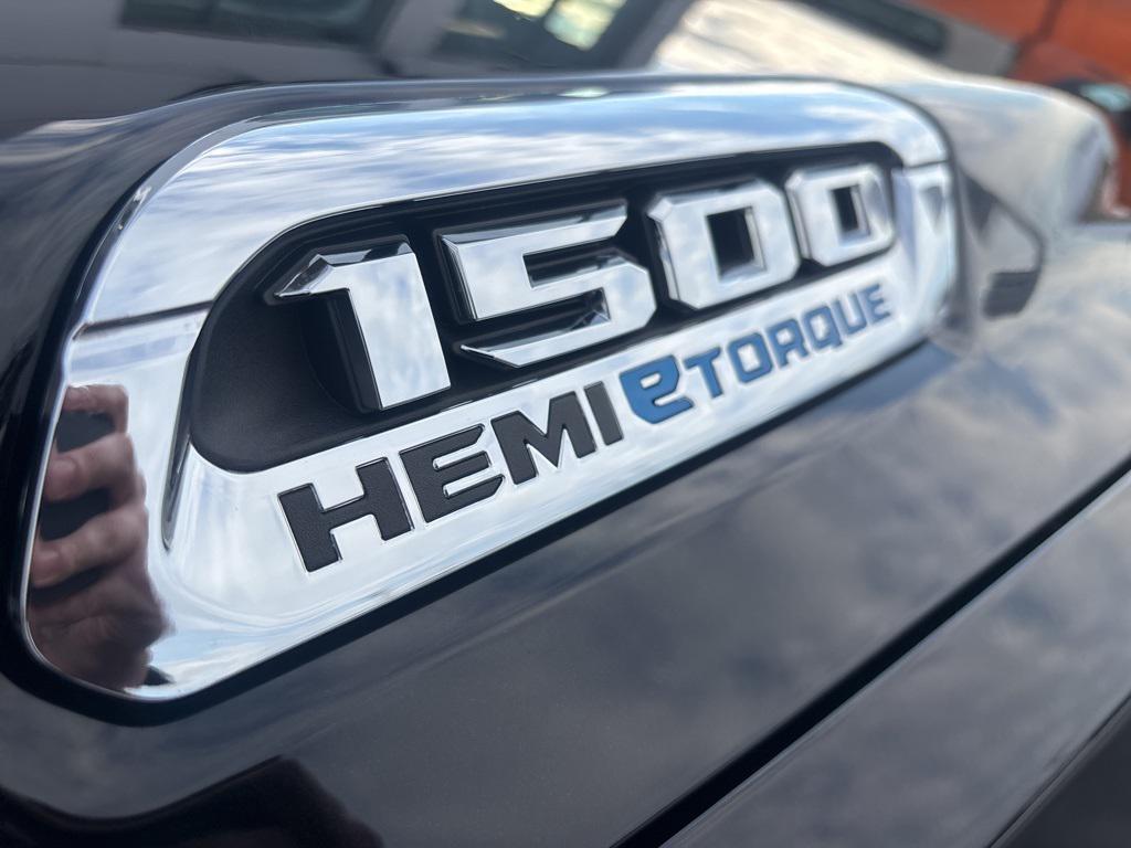 used 2022 Ram 1500 car, priced at $37,200