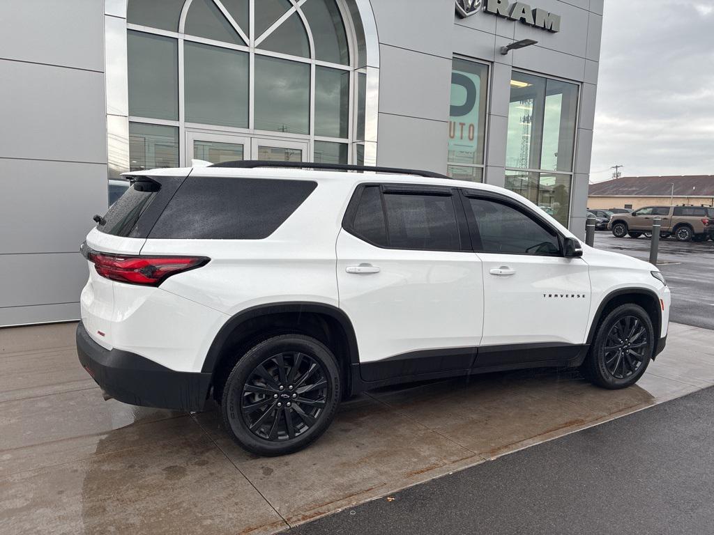 used 2023 Chevrolet Traverse car, priced at $35,900