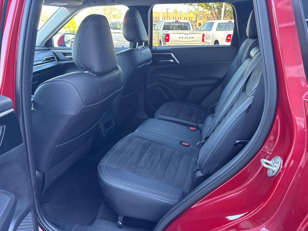 used 2024 Mitsubishi Outlander car, priced at $23,200