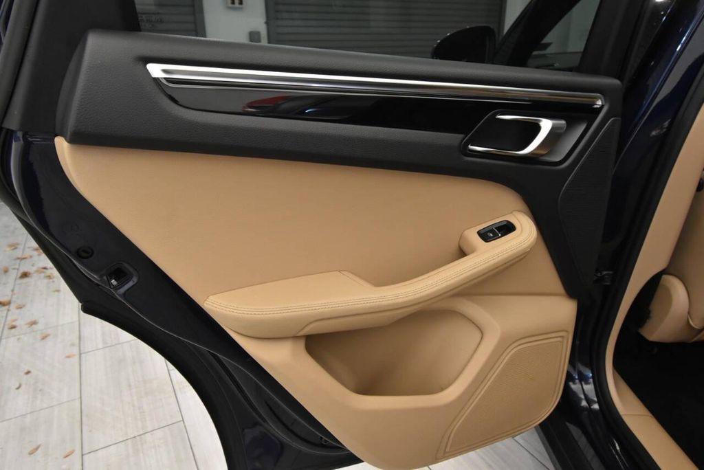 used 2020 Porsche Macan car