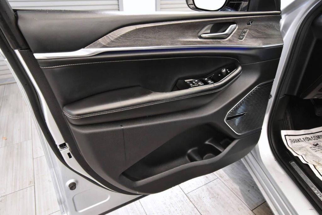 used 2021 Jeep Grand Cherokee L car