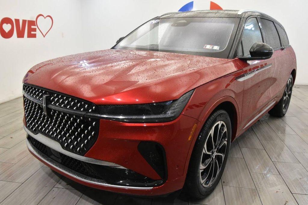 used 2024 Lincoln Nautilus car