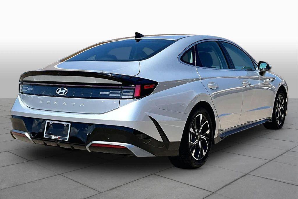 used 2025 Hyundai Sonata car, priced at $26,413