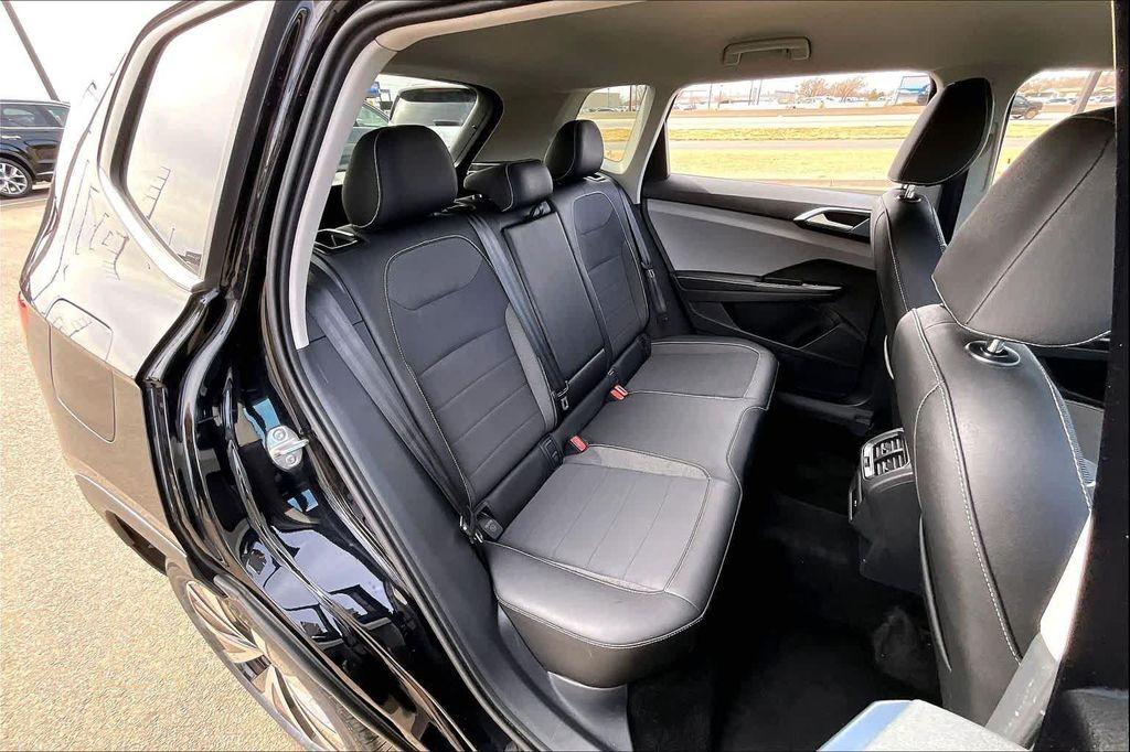 used 2024 Volkswagen Taos car, priced at $18,456